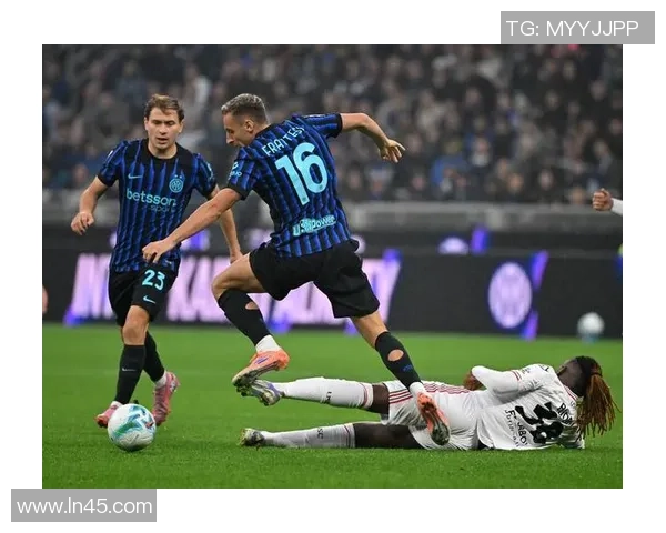 球星壁纸足球迷必备下载平台,畅享高清球员图像与精彩比赛瞬间 球星壁纸足球迷必备下载平台,畅享高清球员图像与精彩比赛瞬间