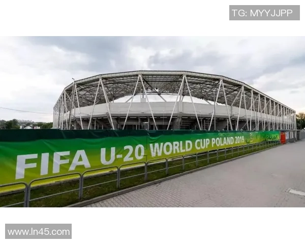 足球场改造助力球星崛起需要投入多少资金才能成就未来巨星